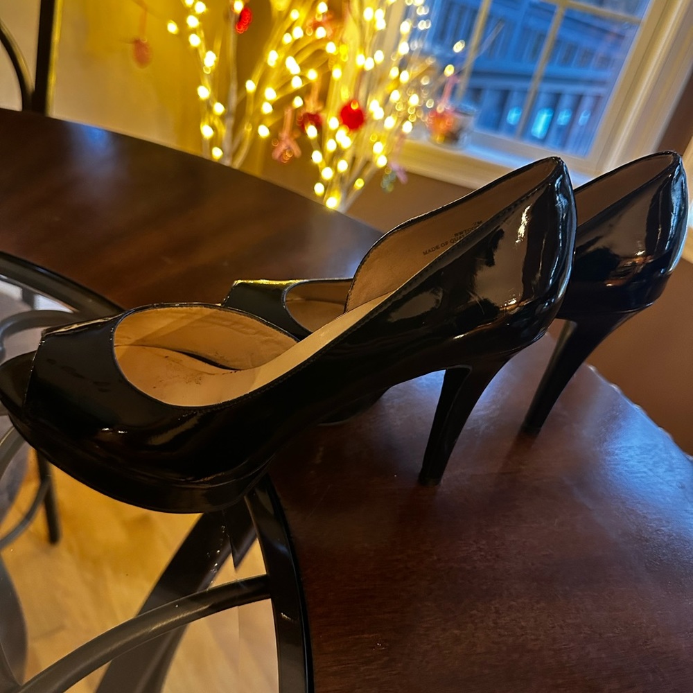 ❤️💋Black patent-leather look peep toe high heels, worn twice size 7M women’s